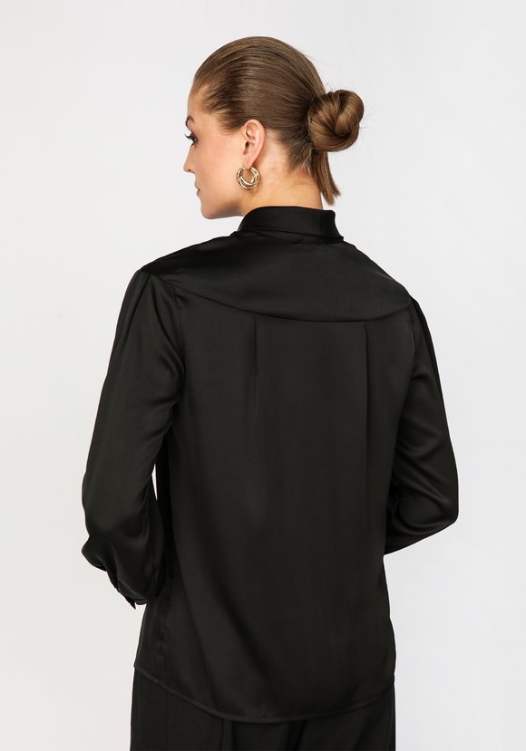 Блуза с декоративным бантом прямого силуэта шир.  580, рис. 14