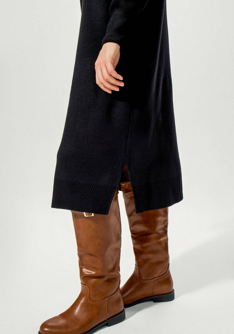 Платье с воротником-стойкой и разрезами шир.  750, рис. 6