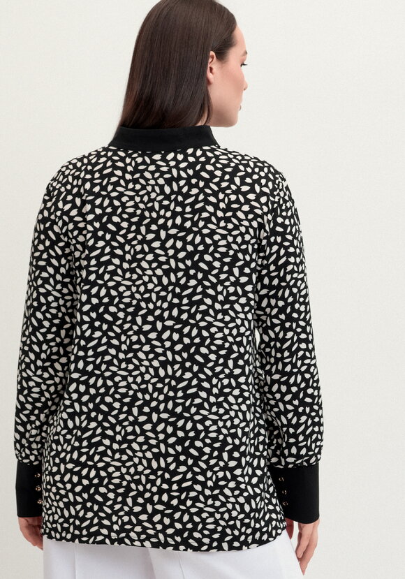 Рубашка с контрастными вставками шир.  580, рис. 10