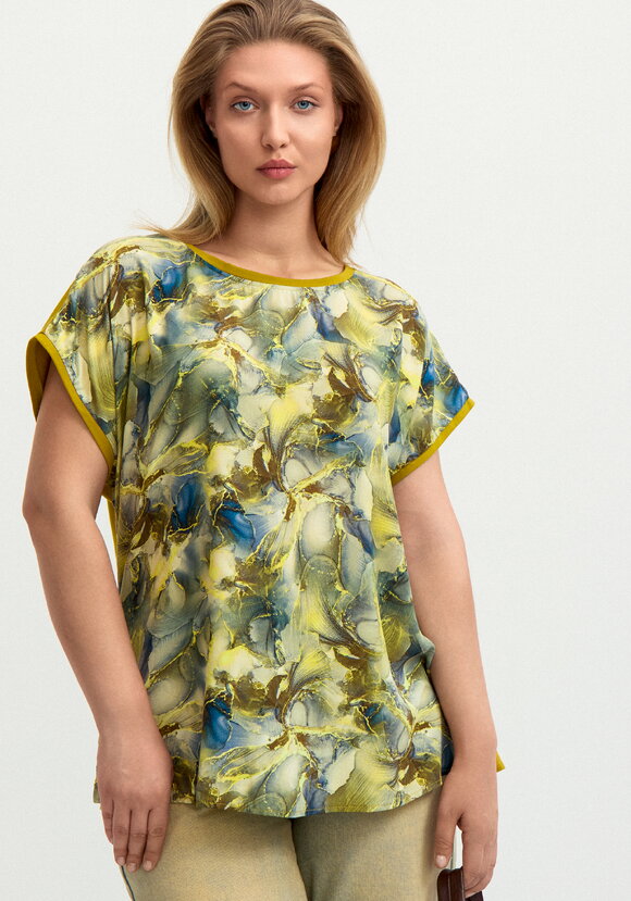 Блуза комбинированная со спущенным плечом шир.  580, рис. 23