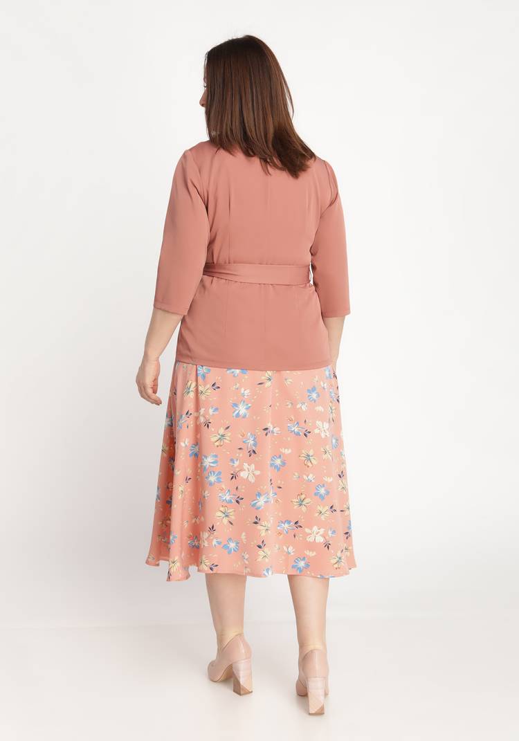 Костюм двойка: жакет и юбка шир.  750, рис. 15