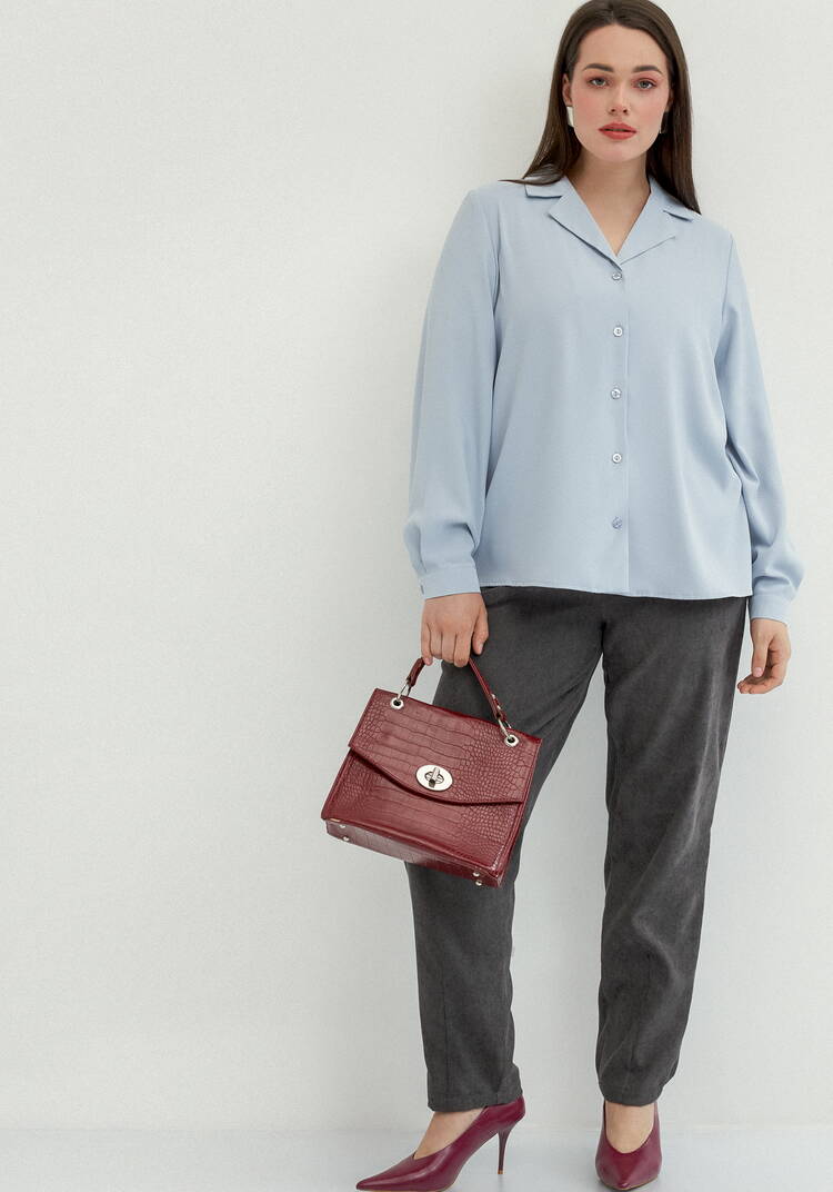 Блуза с отложным воротником с пуговицами шир.  750, рис. 32