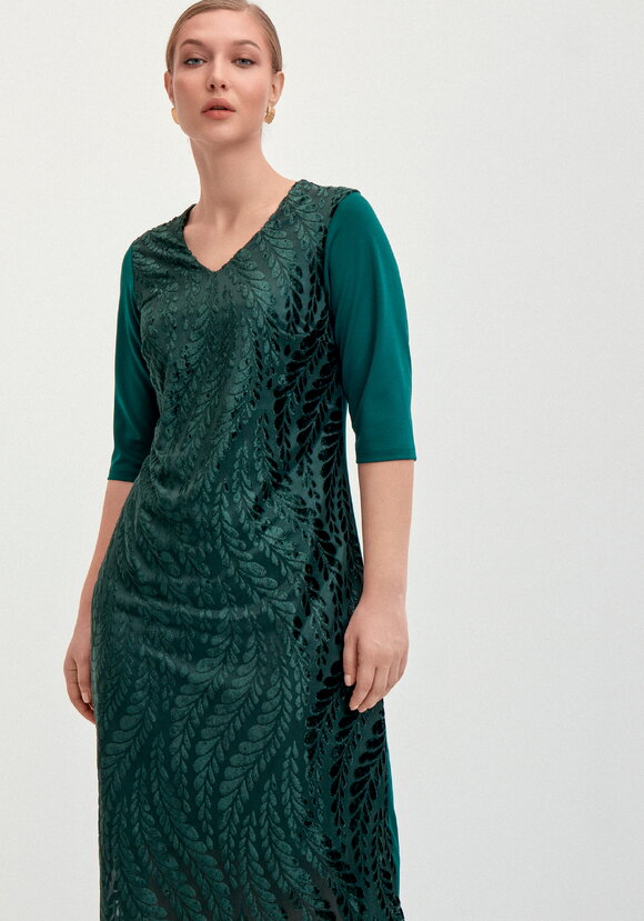 Платье из панбархата и трикотажа шир.  580, рис. 20