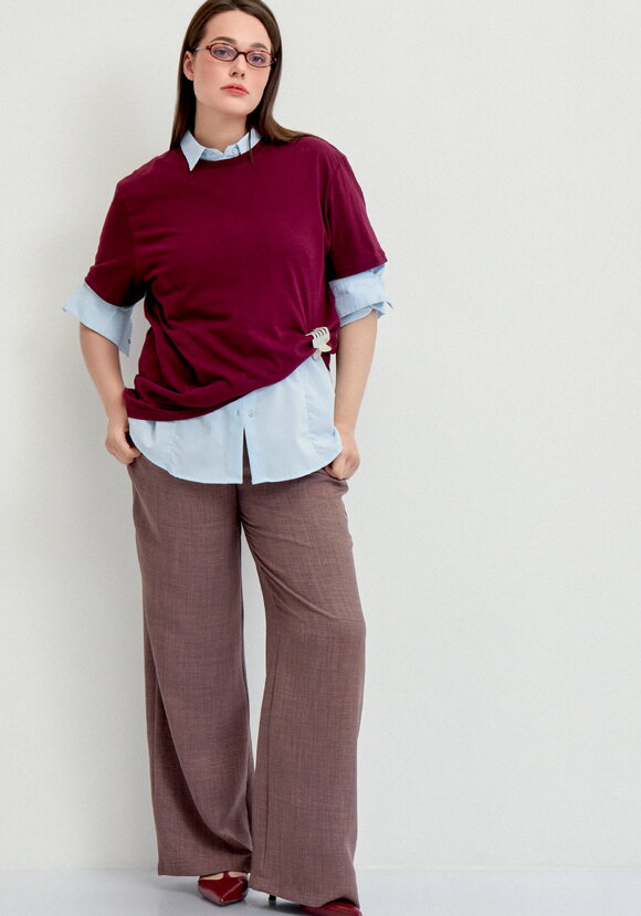 Брюки прямые свободные на резинке шир.  580, рис. 16