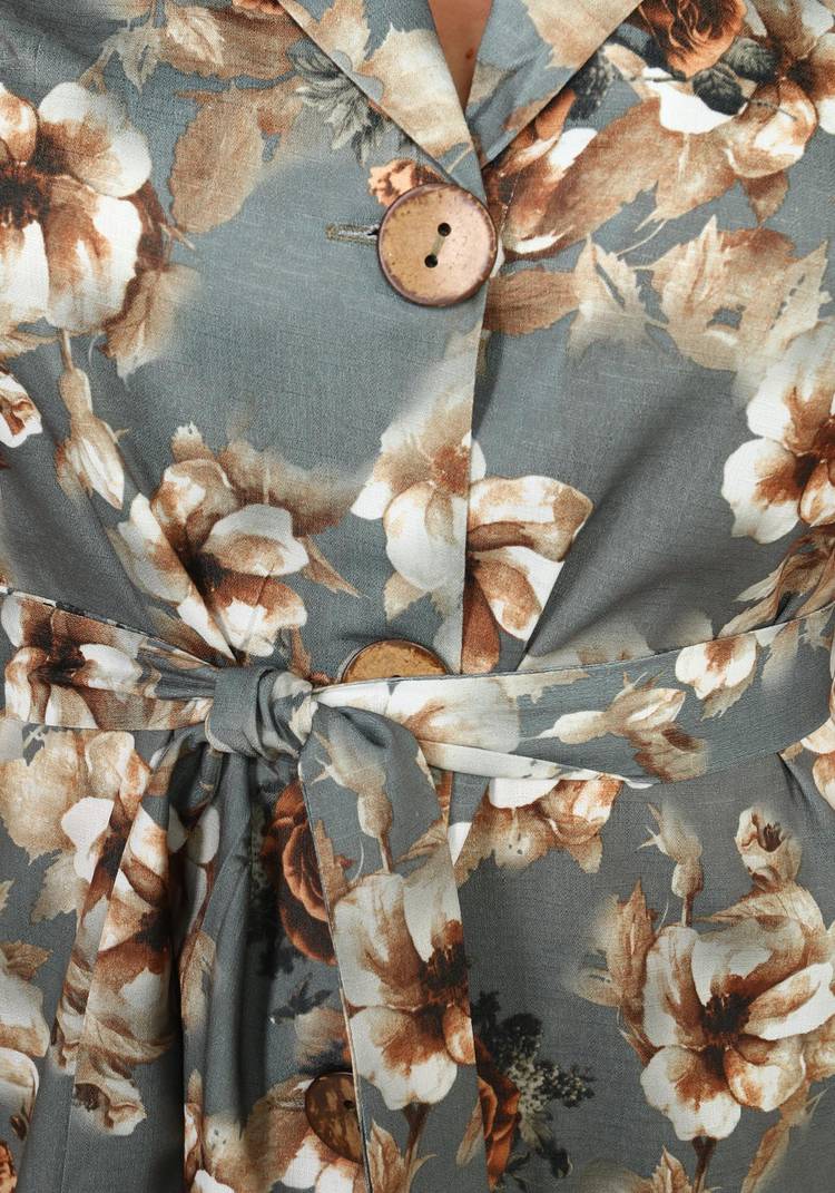 Костюм: брюки с жакетом и поясом шир.  750, рис. 9