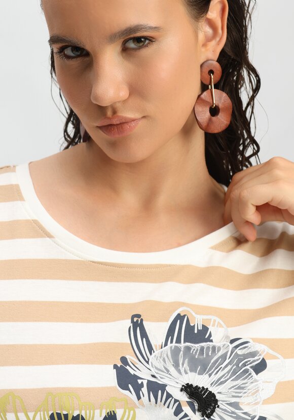 Лонгслив с цветами 3D шир.  580, рис. 38