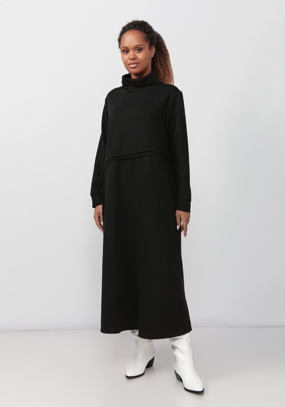 Платье из трикотажной ткани с кулиской шир.  580, рис. 20