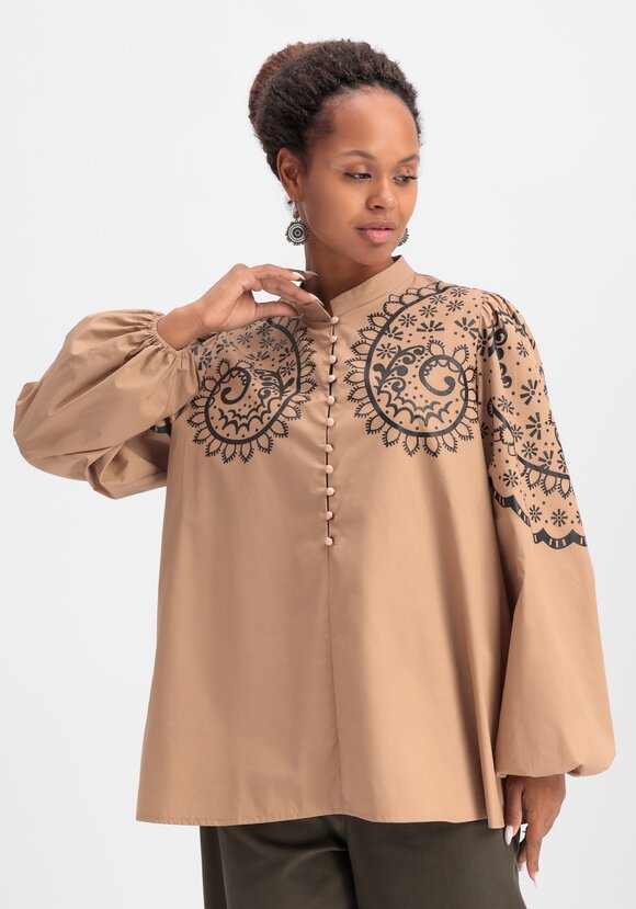 Блуза с этническим принтом шир.  580, рис. 9