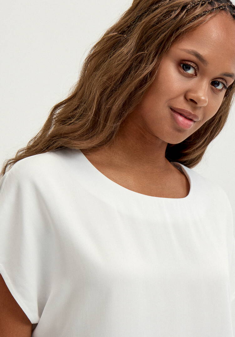 Блуза с коротким рукавом однотонная шир.  750, рис. 5