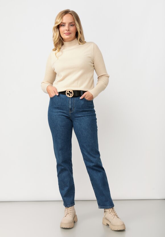 Джинсы прямого кроя с вышивкой на кармане шир.  580, рис. 8