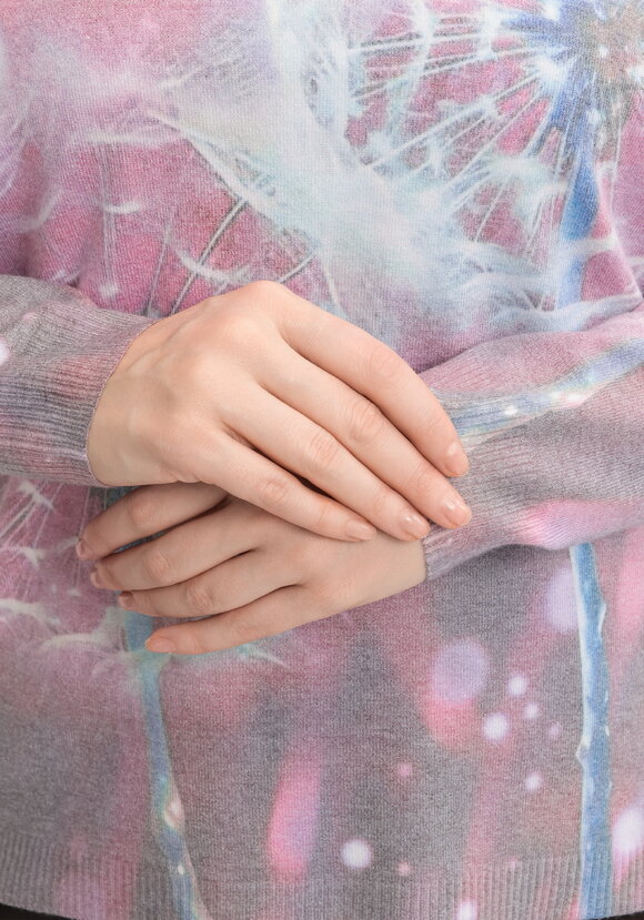 Джемпер Цветочная симфония шир.  580, рис. 20