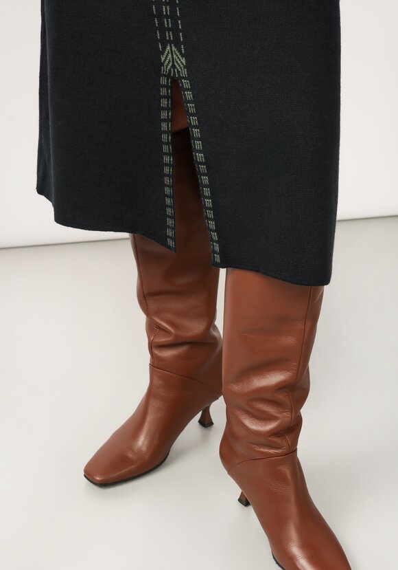 Платье миди с длинным рукавом и разрезом шир.  580, рис. 7