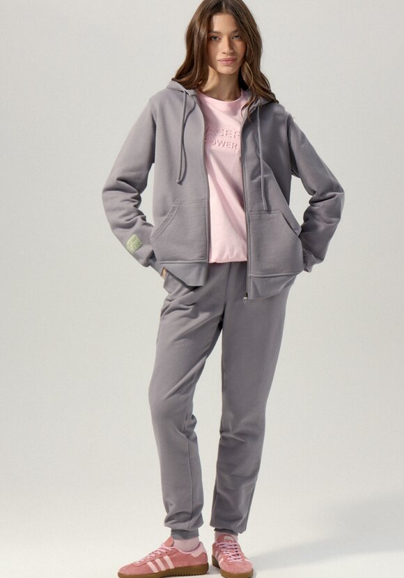 Брюки прямые с нашивкой шир.  580, рис. 1