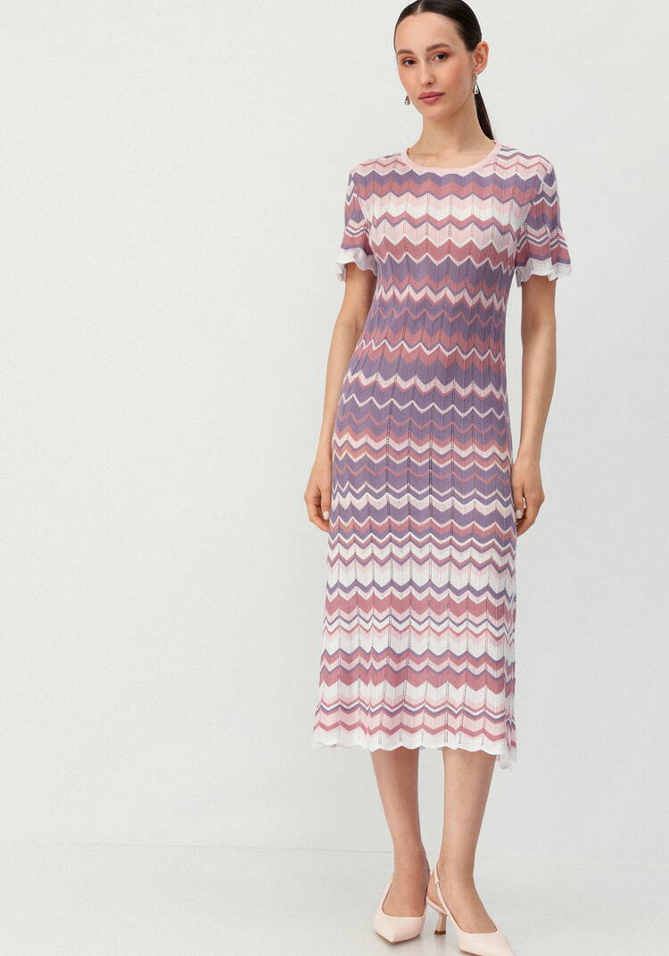 Платье с рисунком морской волны шир.  750, рис. 31