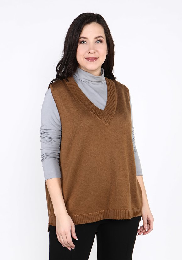 Жилет классический с V-образным вырезом шир.  580, рис. 18