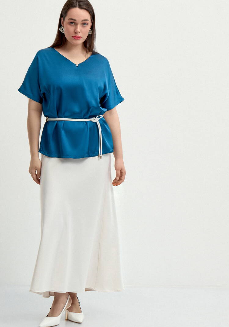 Блуза шелковая с V-образным вырезом шир.  750, рис. 10