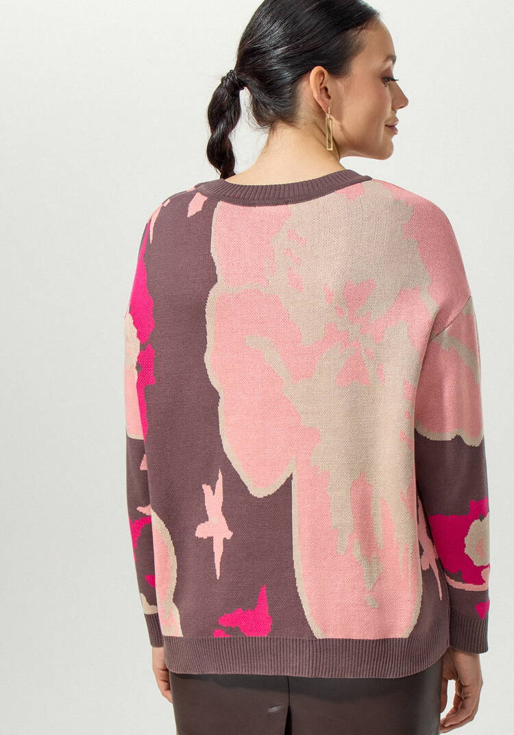 Джемпер с крупным цветочным орнаментом шир.  750, рис. 11