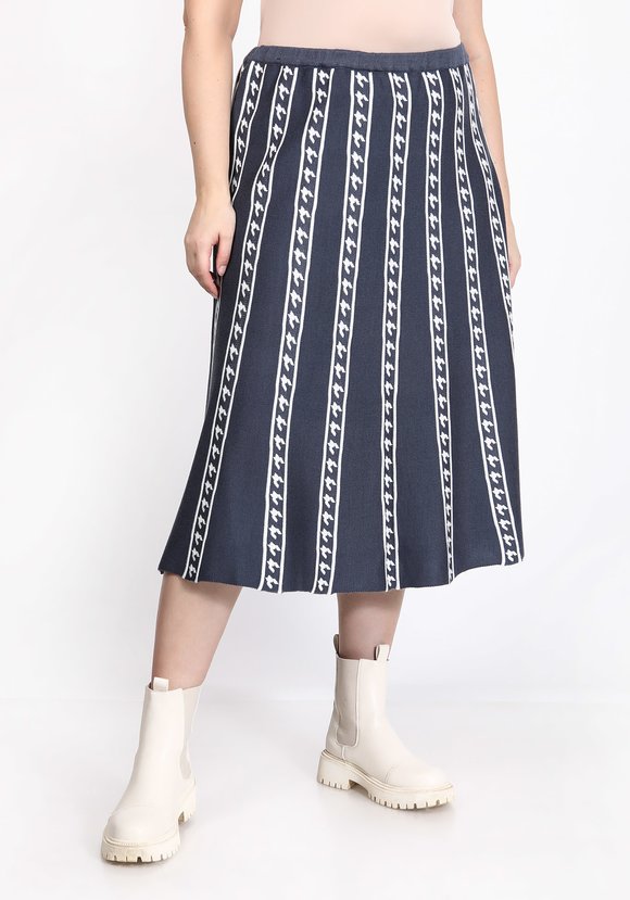 Юбка с вертикальным рисунком пье-де-пуль шир.  580, рис. 5