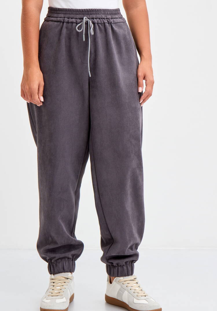 Брюки замшевые на резинке шир.  750, рис. 10