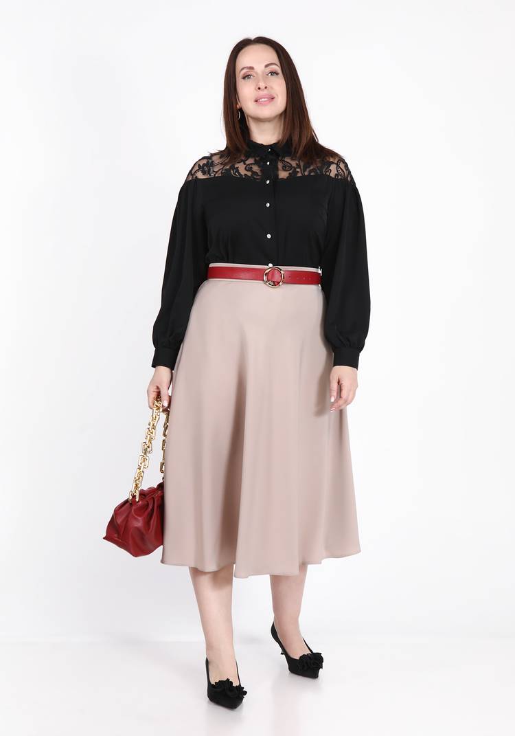 Блуза на пуговицах с гипюровой кокеткой шир.  750, рис. 7