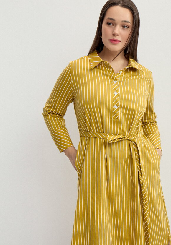 Платье-рубашка с отложным воротником шир.  580, рис. 9