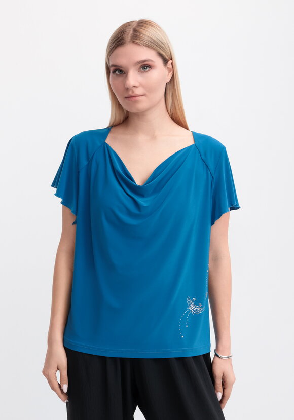 Блуза с оригинальным рукавом и стразами шир.  580, рис. 20