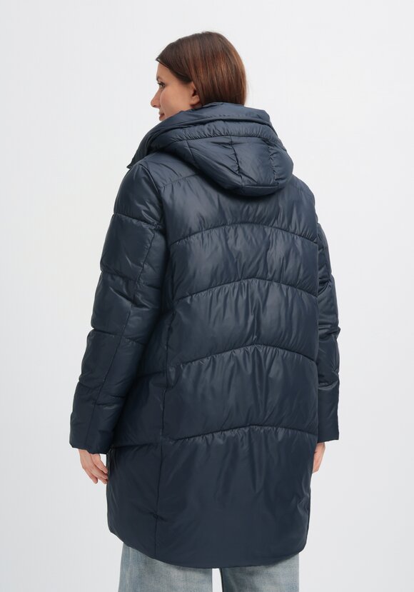 Пуховик стеганый с контрастным капюшоном шир.  580, рис. 3