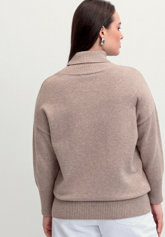 Свитер с геометрическим рисунком из страз шир.  580, рис. 12