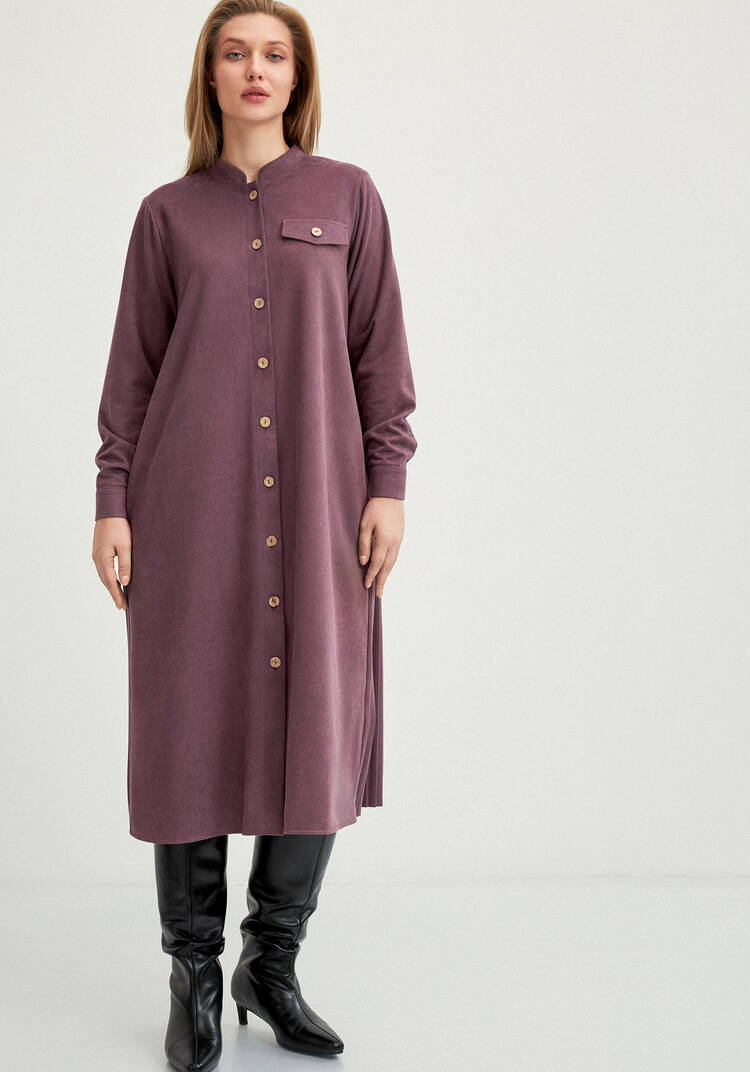 Платье-рубашка с плиссированной спинкой шир.  750, рис. 29