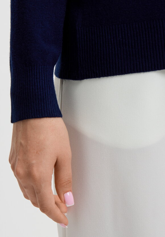 Водолазка Дамира шир.  580, рис. 24