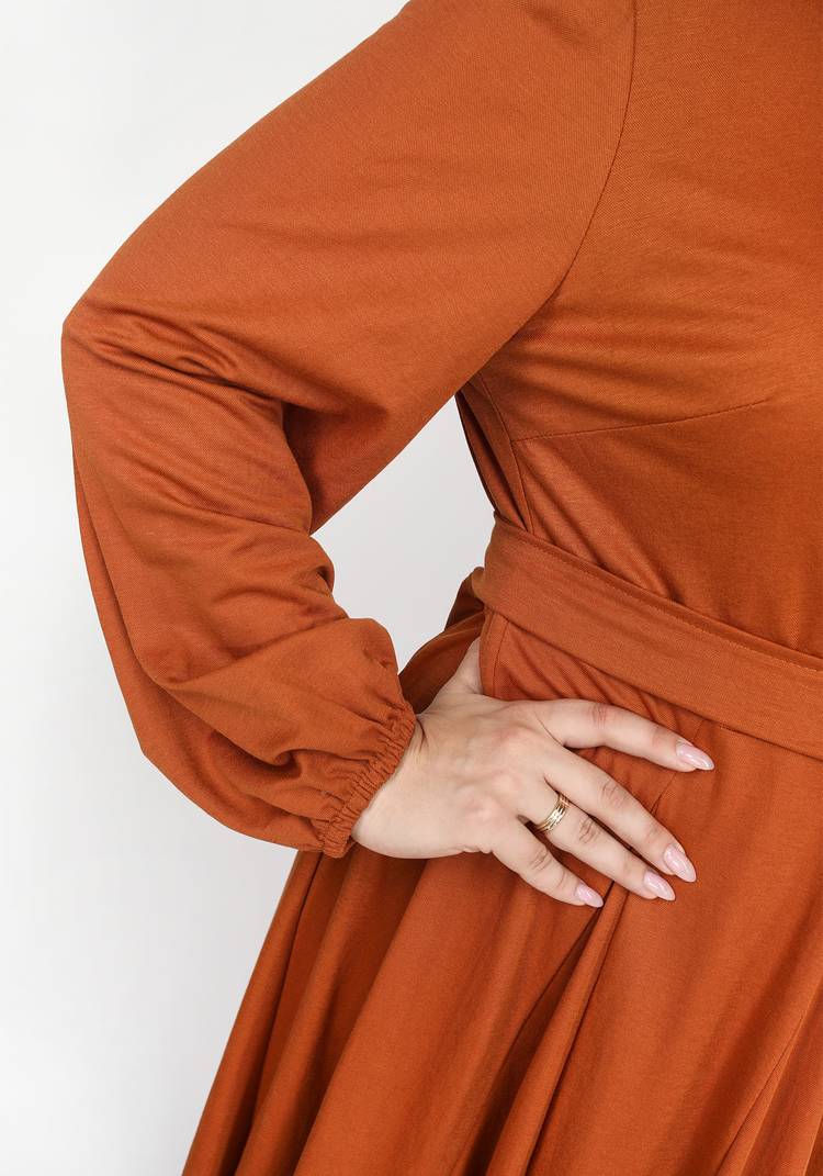 Платье однотонное с пышной юбкой шир.  750, рис. 5