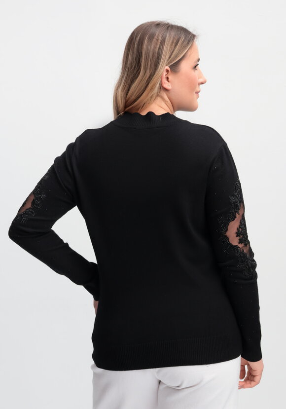 Джемпер со стразами и декоративной вставкой шир.  580, рис. 9