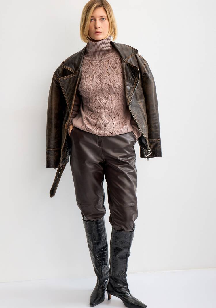 Свитер с ажурным рисунком шир.  750, рис. 39