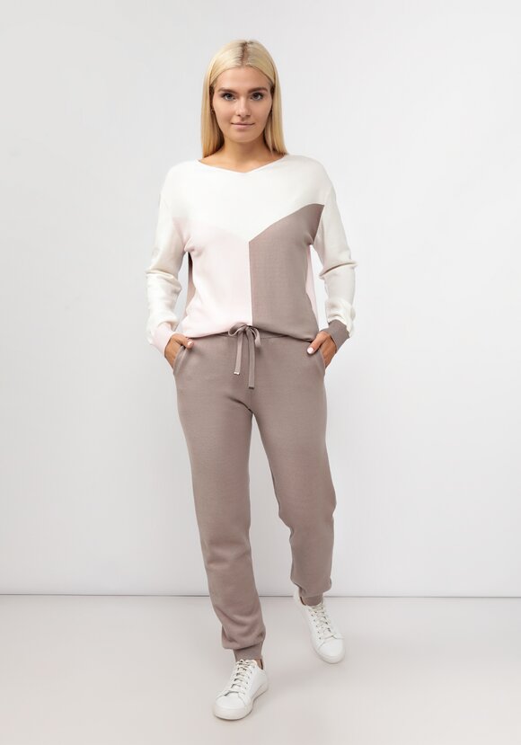 Брюки вязаные с высокой посадкой шир.  580, рис. 9