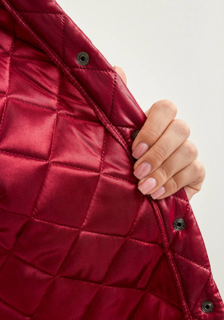 Жилет стёганый с застёжкой на кнопки шир.  750, рис. 28