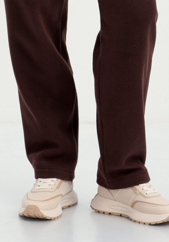 Брюки прямые из флиса на резинке шир.  580, рис. 7