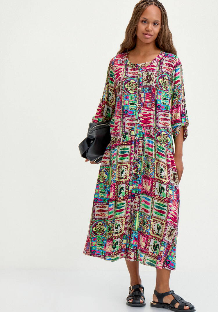 Удлиненное платье свободного кроя с принтом шир.  750, рис. 16