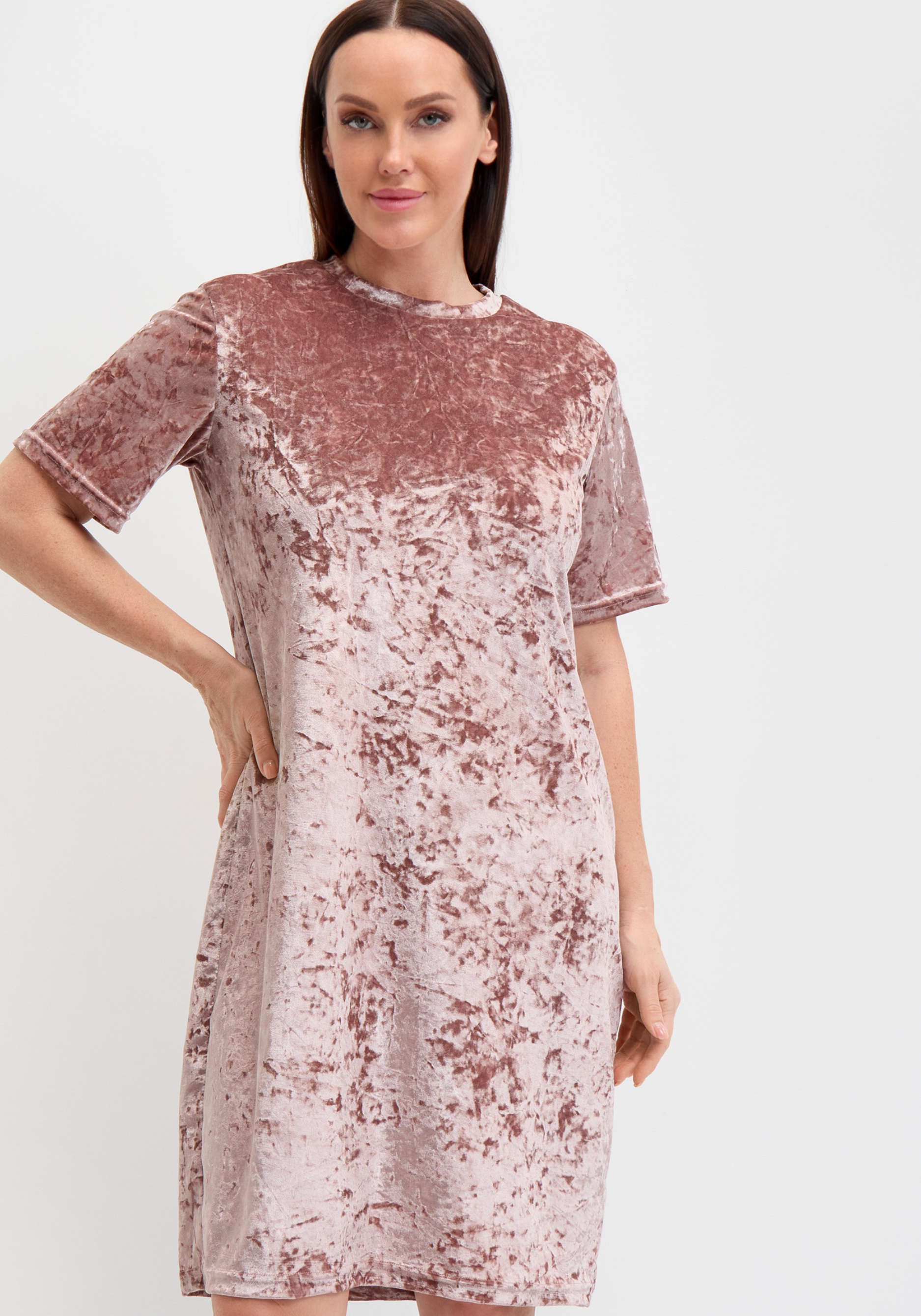 Платье велюровое  с карманами