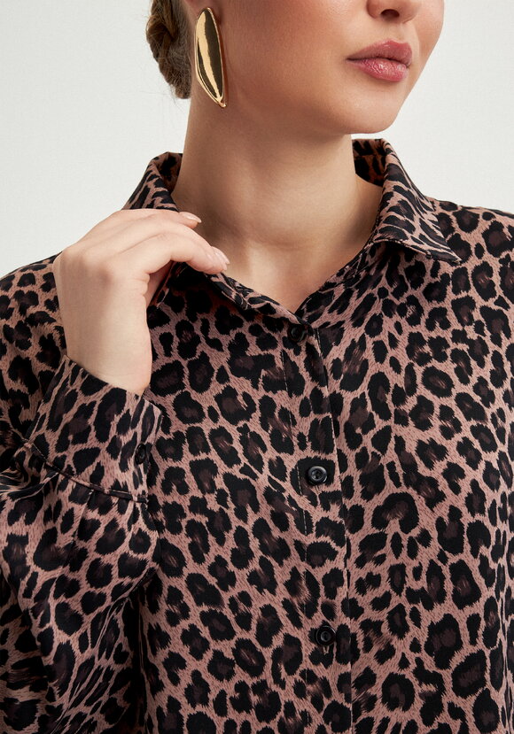 Блуза с леопардовым принтом Виталина шир.  580, рис. 5