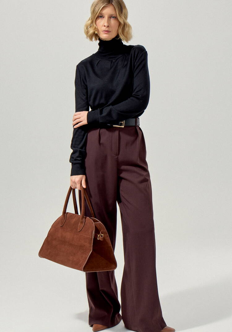 Водолазка с защипами у горловины шир.  750, рис. 36