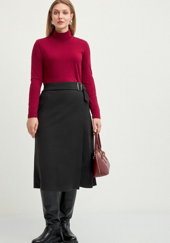 Юбка прямая с пряжкой шир.  580, рис. 16