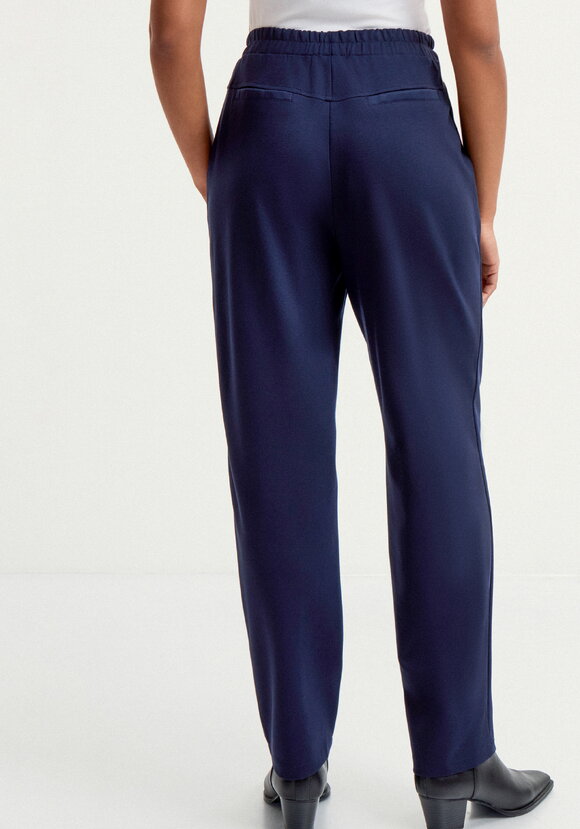 Брюки трикотажные со стрелками шир.  580, рис. 27