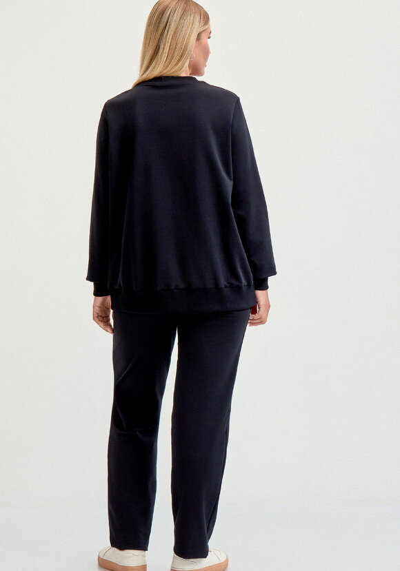 Костюм свитшот с принтом и брюки шир.  580, рис. 22