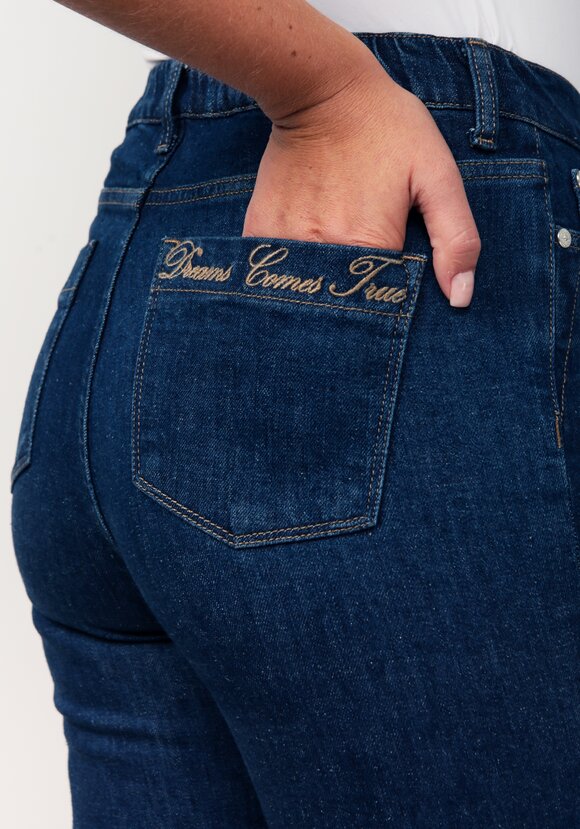 Джинсы прямого кроя с вышивкой на кармане шир.  580, рис. 4