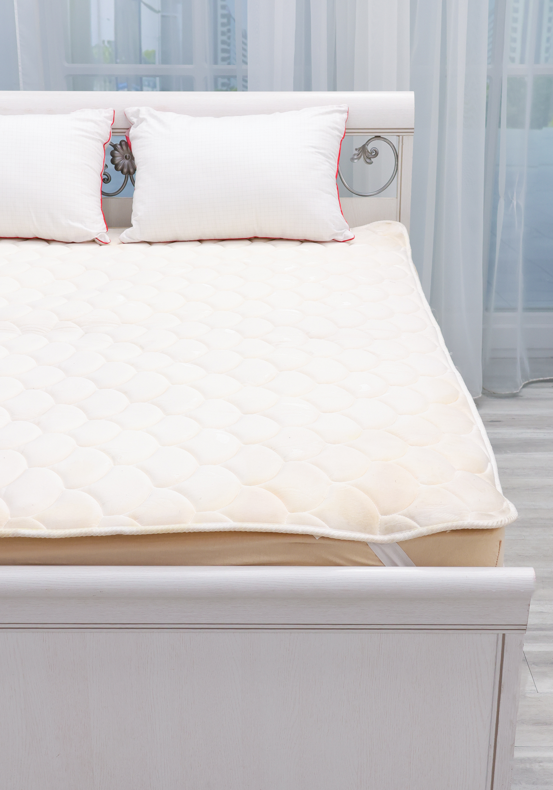 

Наматрасник с анатомическим эффектом "Борнео", Белый