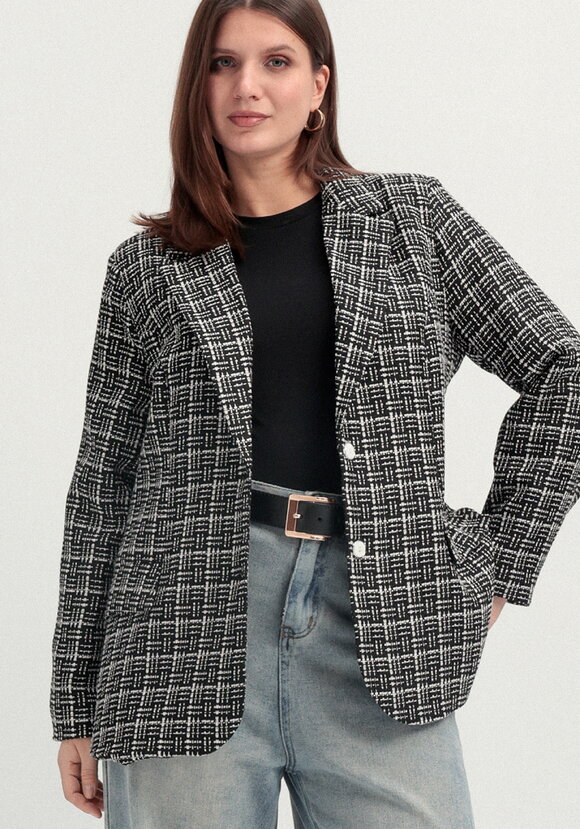 Жакет из твида однобортный шир.  580, рис. 1