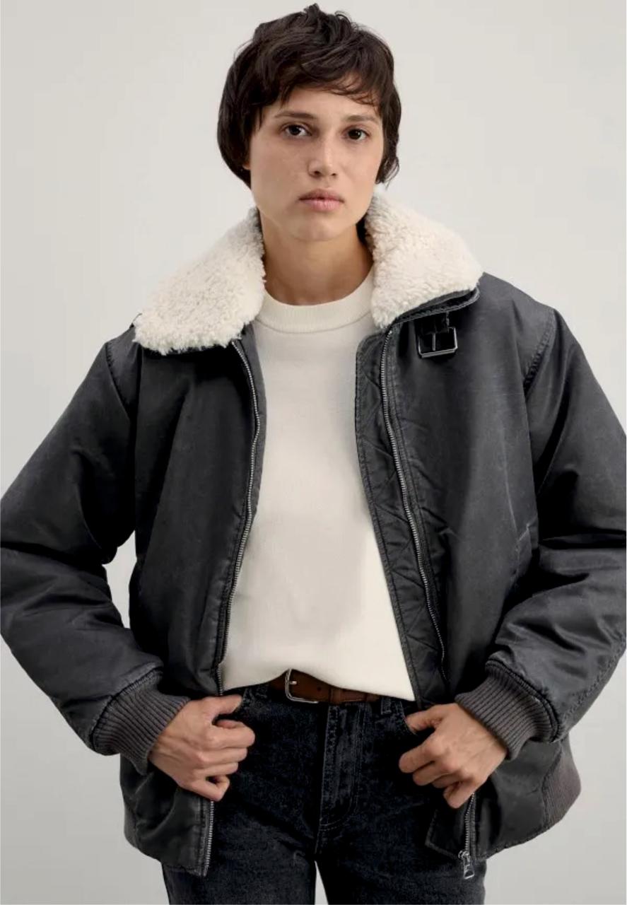 

Куртка утепленная