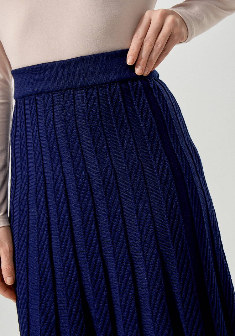 Юбка плиссе в вертикальную полоску шир.  750, рис. 5