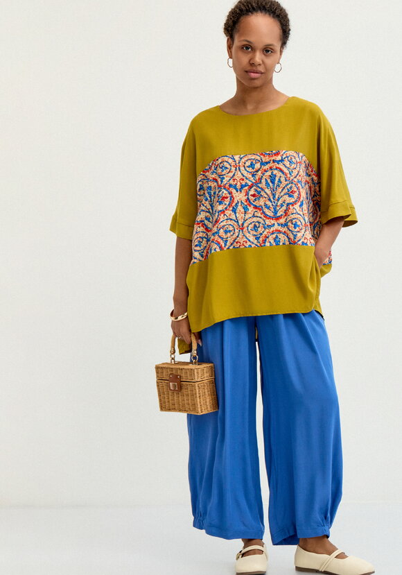 Блуза с принтом из штапеля шир.  580, рис. 7