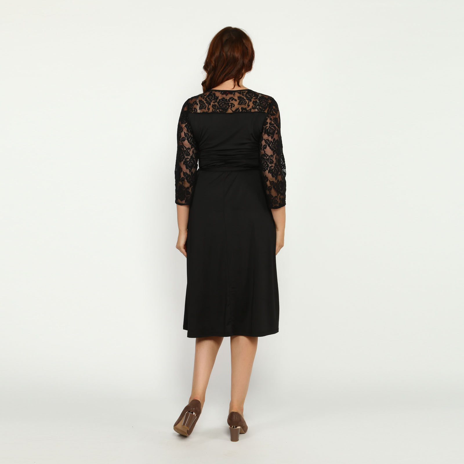 Платье-миди с гипюровыми рукавами Vay Collection, цвет черный, размер 56 - фото 4
